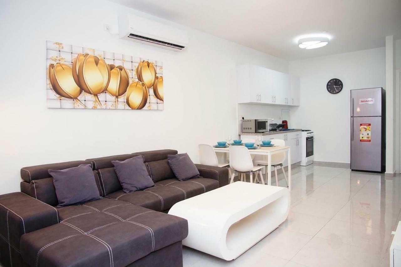 Apartments4You Maya Bat Jám Kültér fotó